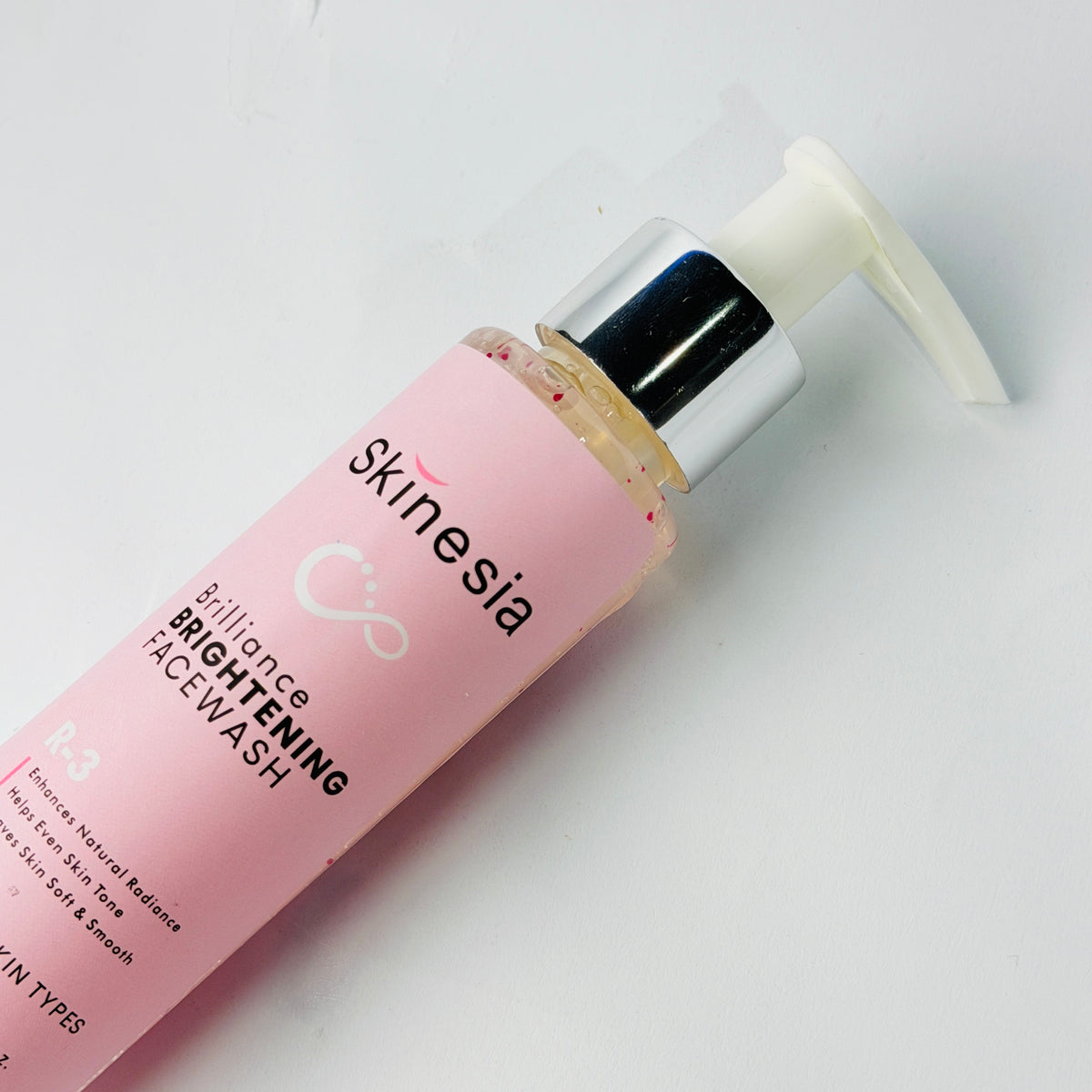 Skinesia Brilliance Brightening Face Wash